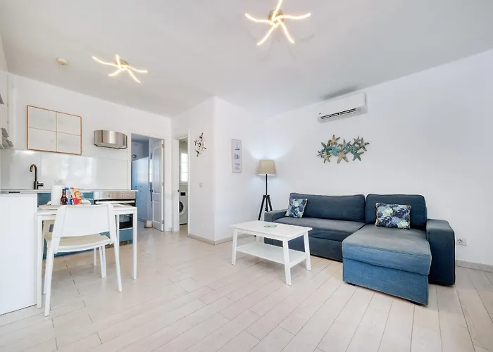 La Vela Azul - Pool & Tennis - Free Ac & Good Wifi - By Lanzarote Holiday home