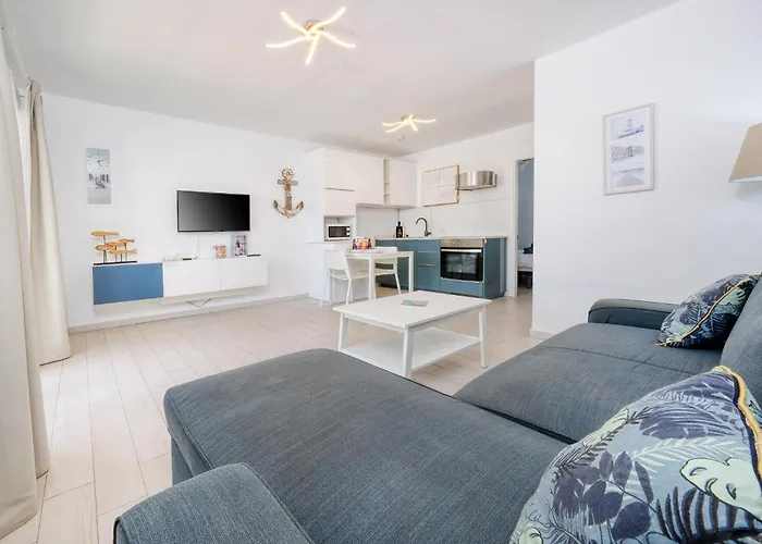 Holiday home La Vela Azul - Pool & Tennis - Free Ac & Good Wifi - By Lanzarote