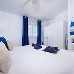 Будинок відпочинку La Vela Azul - Pool & Tennis - Free Ac & Good Wifi - By Lanzarote Пуерто-дель-Кармен
